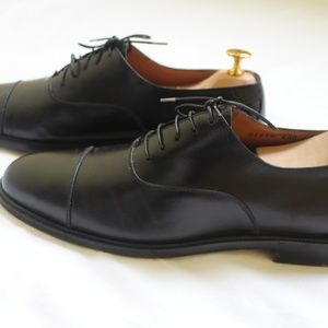 Salavatore Ferragamo Black Leather Oxfords 8.5 D